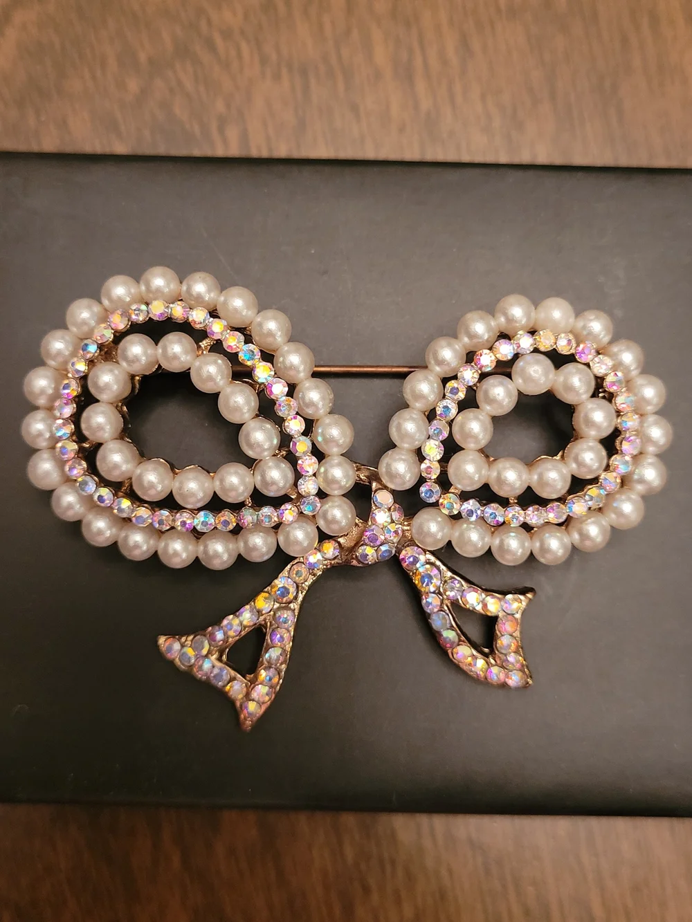 Vintage 1950s 60s Faux Pearl Aurora Borealis Rhinestone Bow Brooch Pin